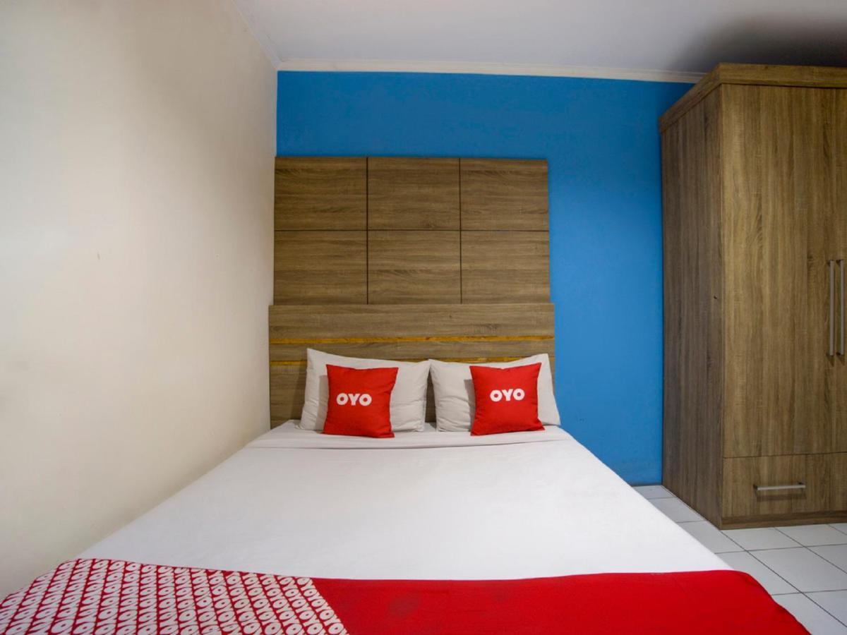 Oyo 3754 Prosperity Mansion Hotell Jakarta Exteriör bild