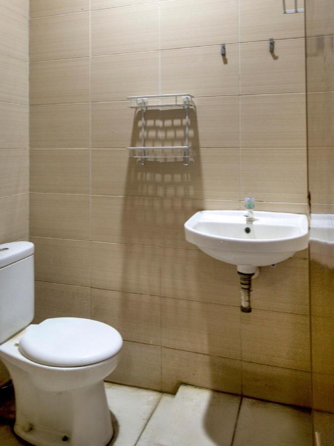 Oyo 3754 Prosperity Mansion Hotell Jakarta Exteriör bild